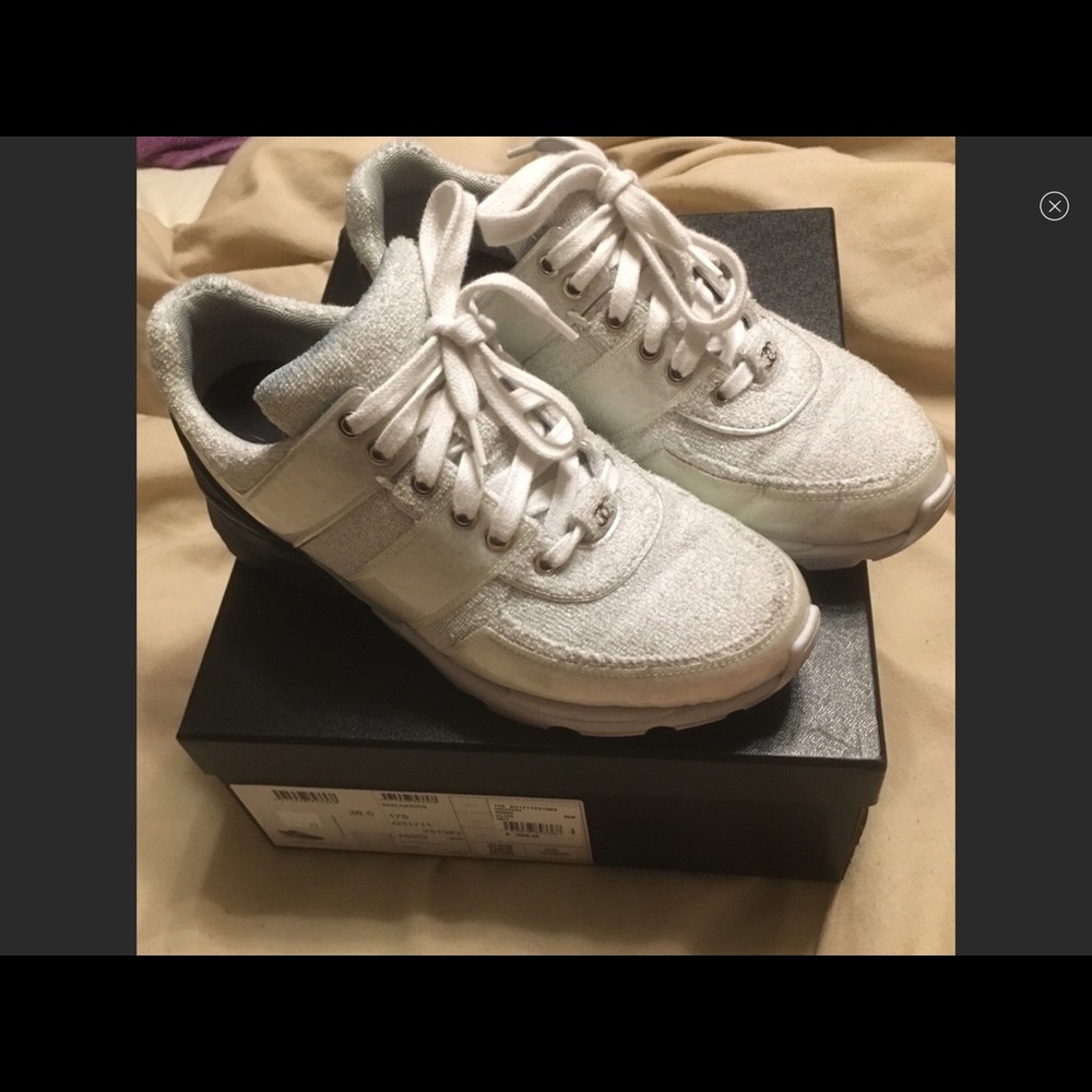 SOLD ON MERC❌❌❌Authentic Chanel sneakers